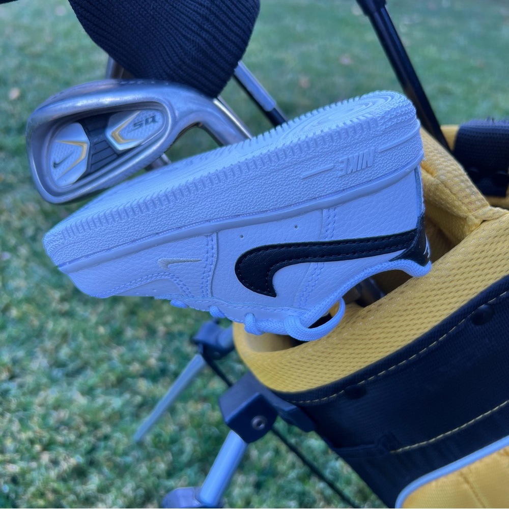 Authentic Nike Air Force 1 One Low White Black Golf Putter Head Cover NEW